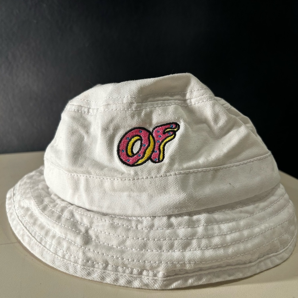ODD FUTURE White GOLF WANG Bucket Hat w/ Donut logo